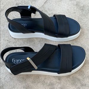 kobe sandals